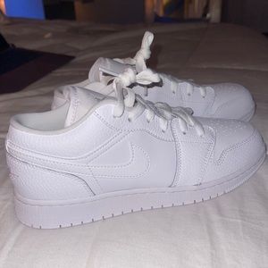 nike air jordan 1s NEW !!